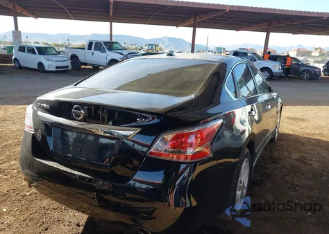 2015 Nissan Altima 2.5 Sv from USA, damaged, VIN 1N4AL3AP2FC445216